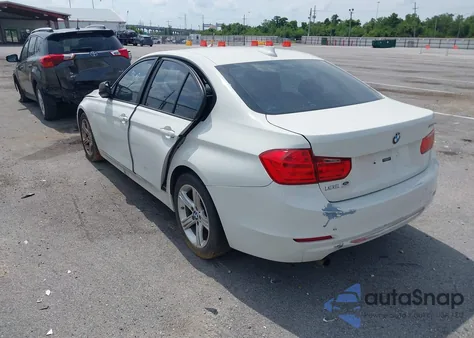 2015 BMW 320I z USA, uszkodzony, nr VIN WBA3B1C53F5A05712